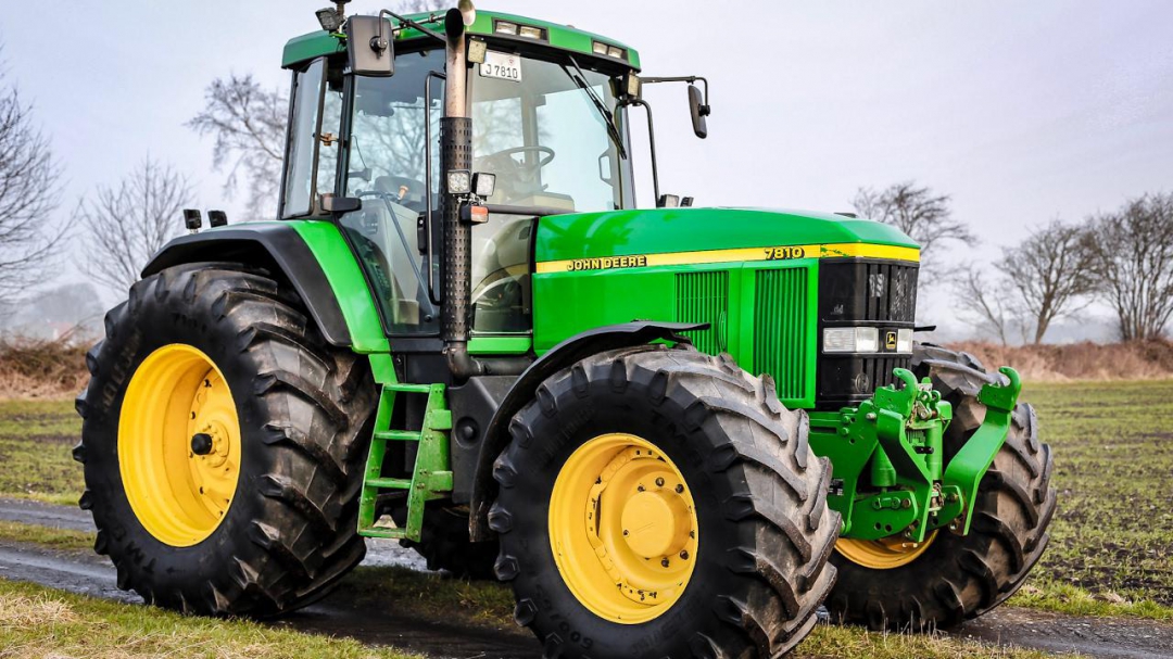 John Deere 7810 v4.0.0.0