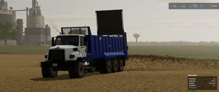 Image: Freightliner 108SD with JBS 2248 Manure Spreader 4