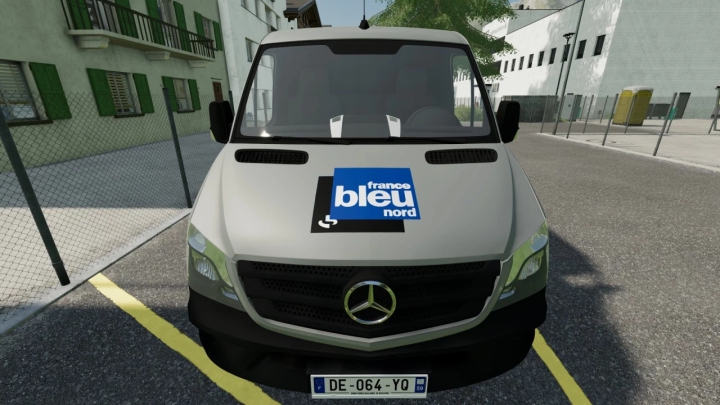 Image: Mercedes Sprinter - French Radios v3.0.0.0 4