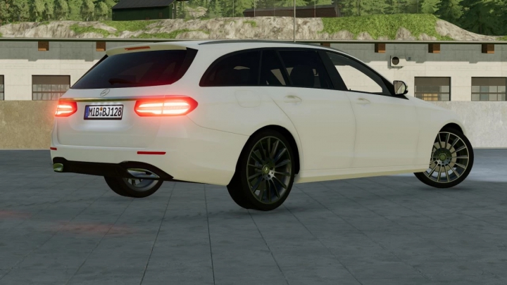 Image: Mercedes-Benz E-Class 2016 T-Modell v1.0.0.0 2