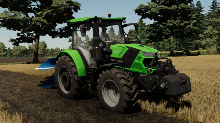 Deutz Fahr 6135C tractormod in FS22, toont het ontwerp en de functies in een landelijke omgeving.