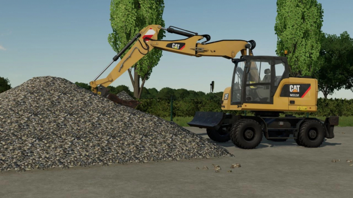 fs22-mods, Caterpillar M315F excavator in Farming Simulator 22 mod, loading gravel. FS22 mods enhance gameplay with realistic construction machinery.