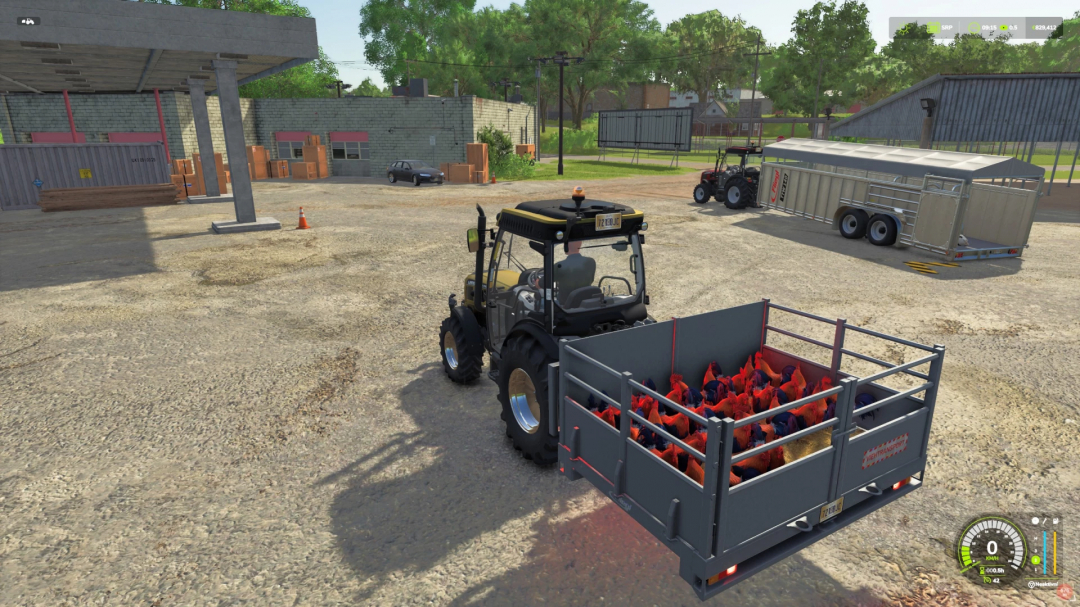 FS25 mod showing a tractor with Fliegl rear deck loaded with chickens, in Farming Simulator 25 game.