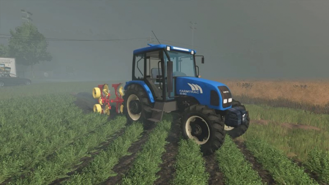 Tracteur Farmtrac 80 4wd dans le mod FS25 labourant un champ