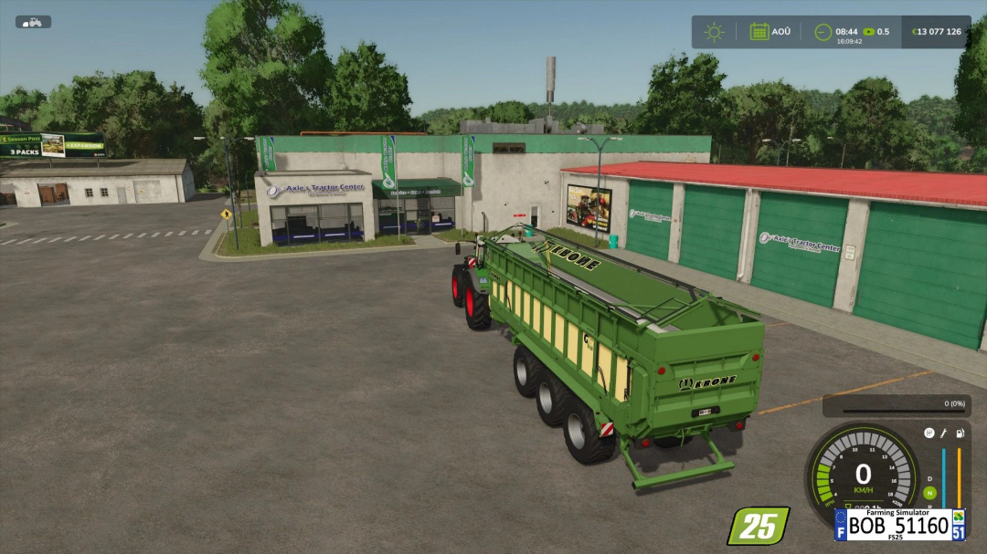 Mod Krone GX520+ w Farming Simulator 25 przy centrum traktorów. Prezentacja modów FS25.