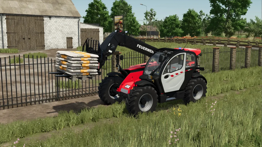 FS25 Manitou brandweertelehandler vervoert zaadpallets in Farming Simulator 25.