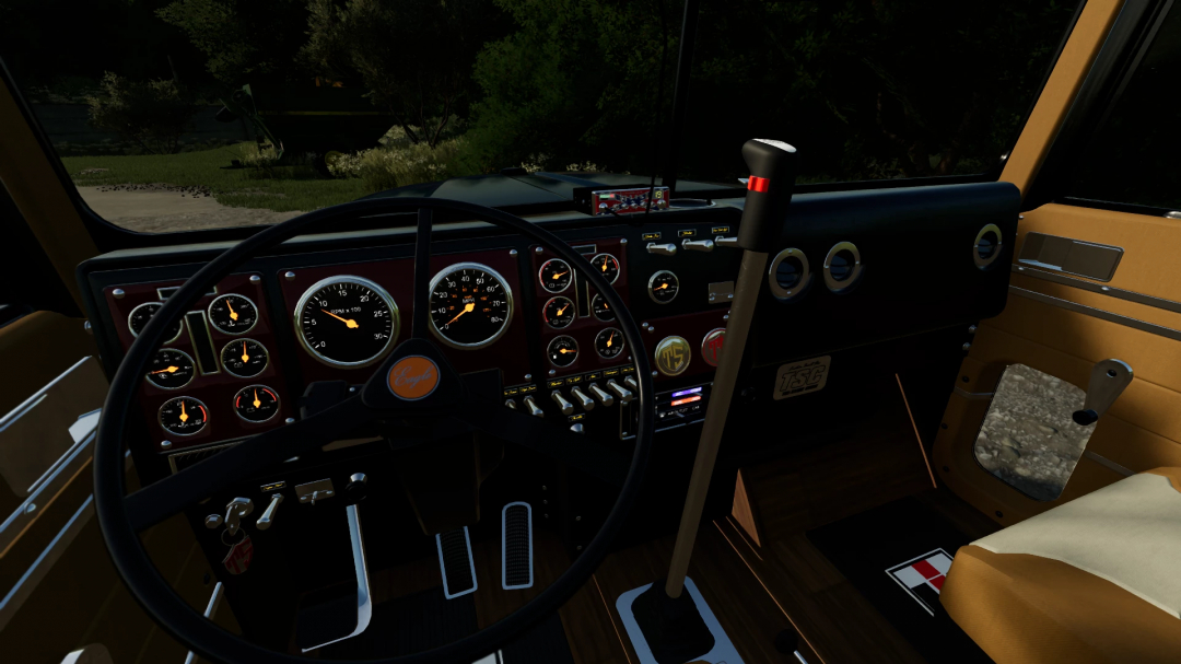 Interieur van de 1988 International 9300 mod voor FS22, met gedetailleerd dashboard en stuurwiel.