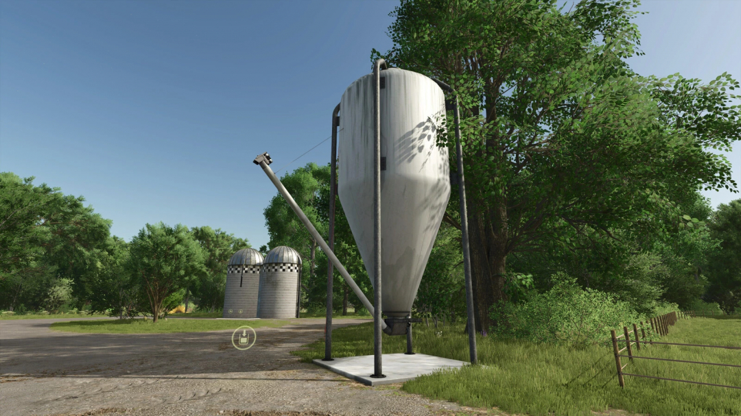 FS25-Mod Mineralzellsilo v1.0.0.0 in üppiger grüner Umgebung.