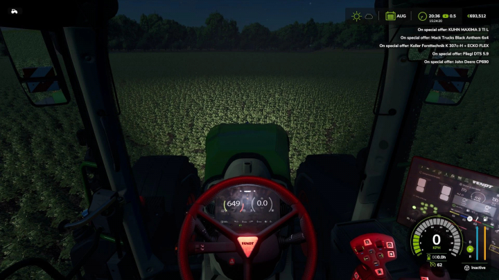 fs25-mods,  Vista interna do trator Fendt Vario 700 no Farming Simulator 25 à noite, mostrando o painel e controles.