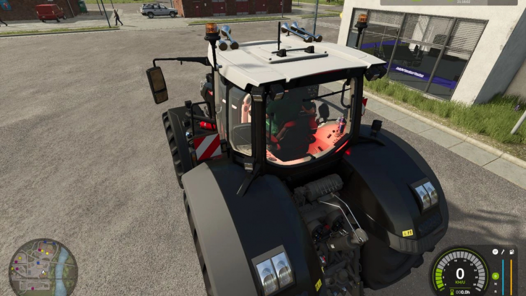 Fendt 1000 Vario mod edited by Frederik12 in FS25, showcasing tractor detail and dashboard interface.