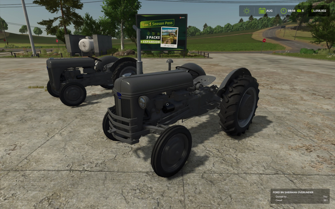 FS25 Ford N series tractors mod showcasing two vintage tractors in Farming Simulator 25.