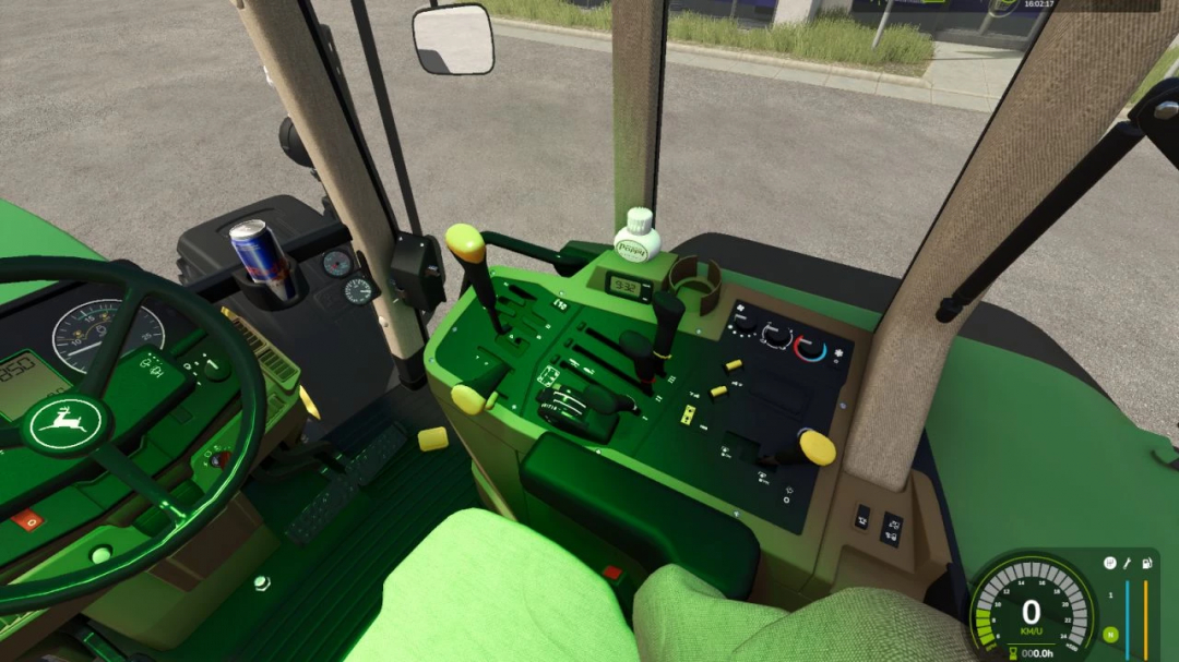 Interieur van John Deere 7010 Series mod in Farming Simulator 25 met gedetailleerde bedieningselementen en dashboardweergave.