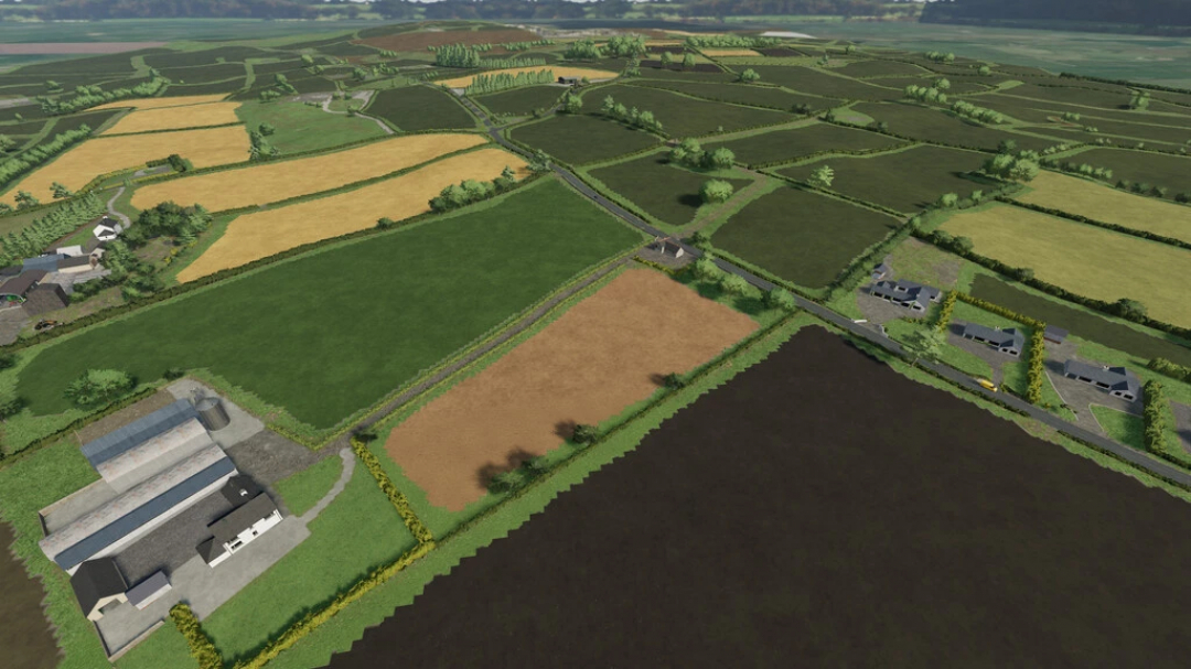 Mod FS22 Ladyhill Map v1.1.0.0 montrant de vastes champs et bâtiments agricoles.