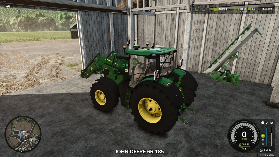 FS25 Mod: John Deere Traktor mit Kilometerzähler v1.0.0.0 im Stall, zeigt Funktionen in Farming Simulator 25.