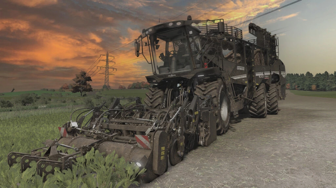 Mod Raxor 6300 Blackhawk nel gioco FS22, con una grande mietitrebbia su una strada di campagna al tramonto.