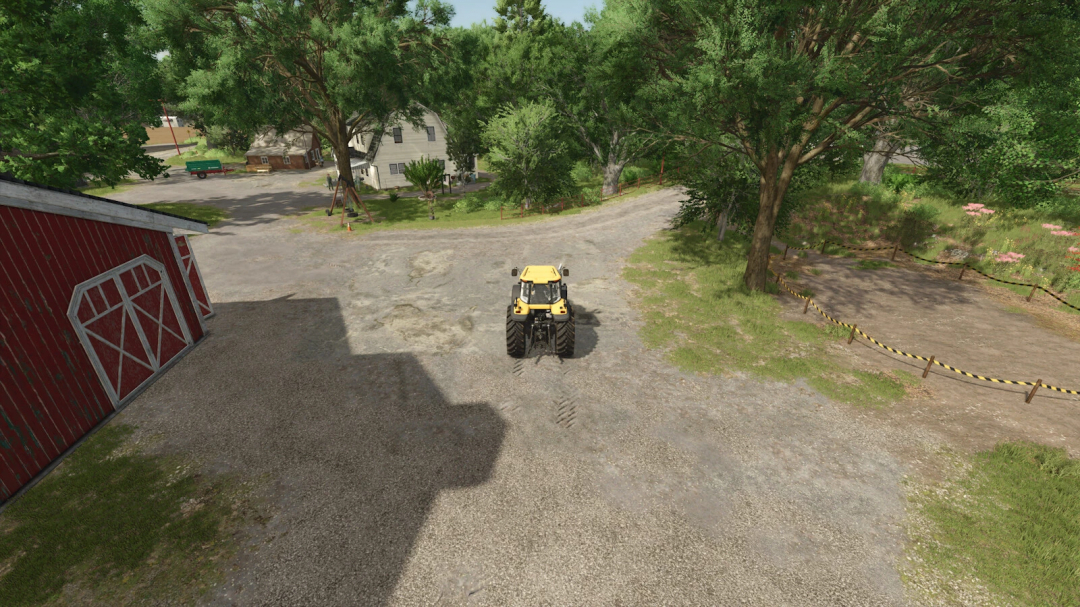 Mod FS25 Vehicle Camera AutoZoom v1.0.0.0 mostrando trator perto de celeiro em uma fazenda.