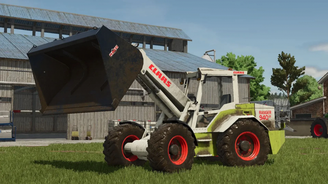 FS25 mod showcasing Claas Ranger GX940 v1.0.0.0 loader in a farm setting.