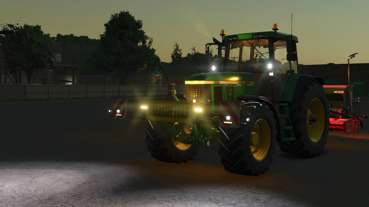 fs25-mods, FS25 mod Signal Bar v1.0.0.0 showcases a tractor with 'Oversize Load' sign, illuminated at dusk.