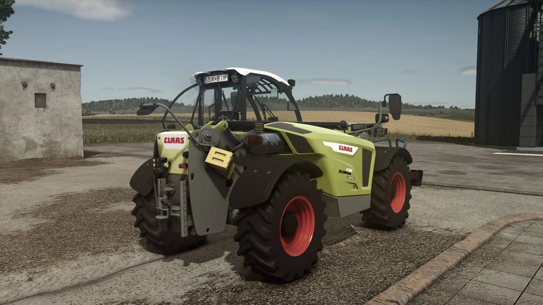 CLAAS Scorpion 1033 Beta v1.0.0.0 mod in Farming Simulator 25, showcasing a detailed telehandler in rural setting.