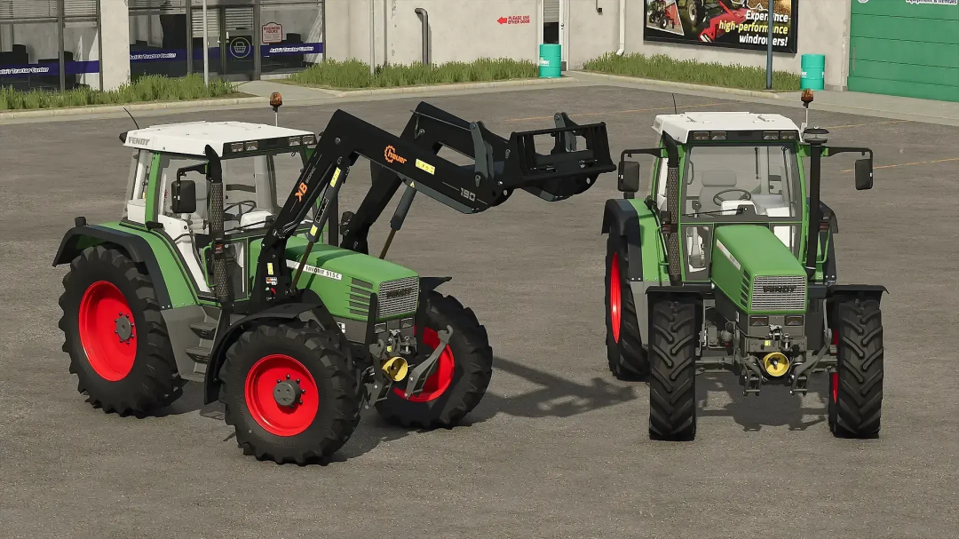 Two Fendt Favorit 500 II tractors in FS25 mod showcase.