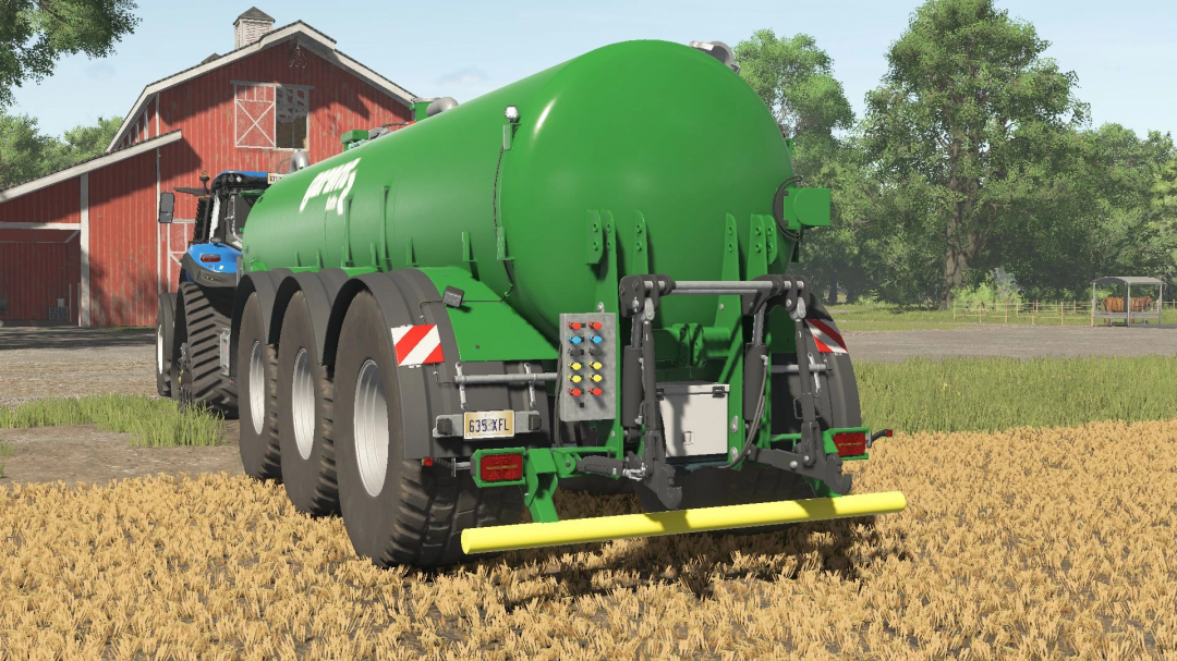 FS25 mod Kotte PTR 30000 v1.0.0.0, green tanker trailer attached to blue tractor, red barn and trees in background.