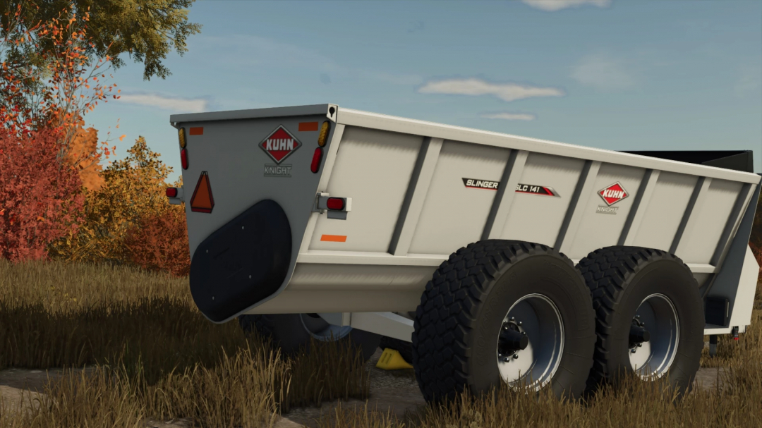 Kuhn SLC141 mod in FS25, featuring a detailed spreader trailer in a farm setting.