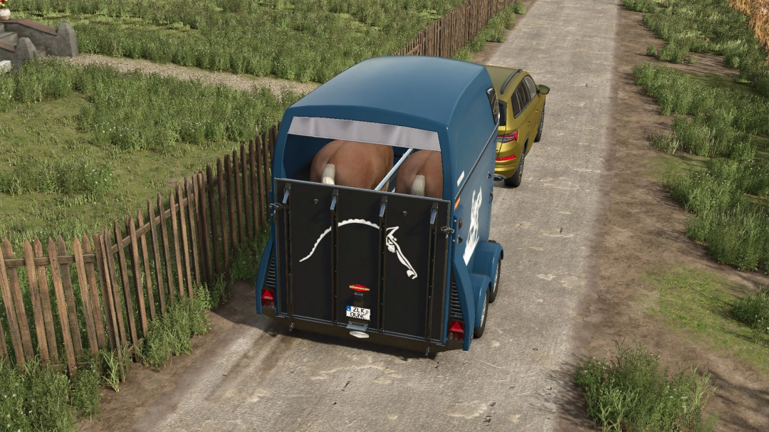 FS25 mod Boeckmann BigMaster WesternWCF v1.0.0.0 trailer carrying horses on a rural path.