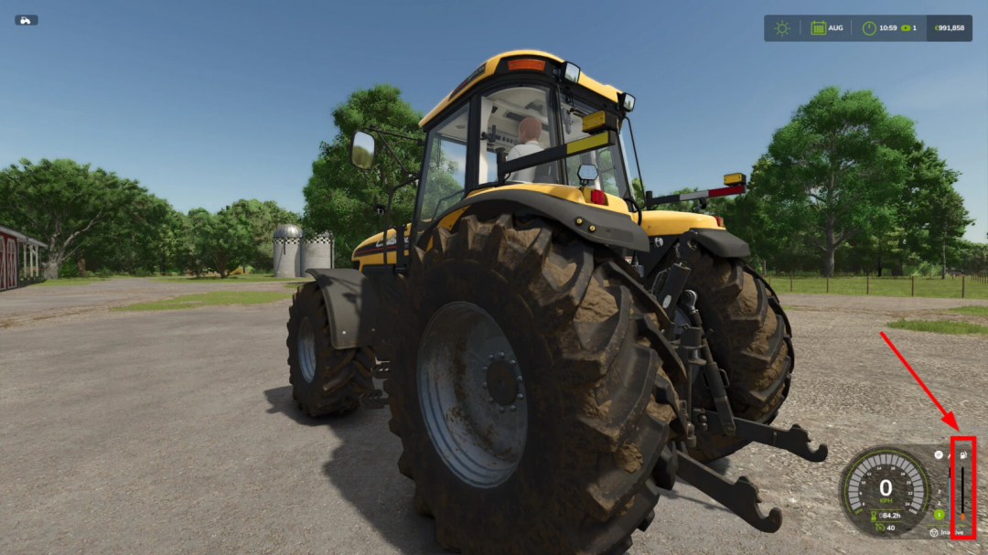 FS25 mod Fuel Level Warning v1.0.0.0 showing a tractor with fuel gauge alert in Farming Simulator 25.