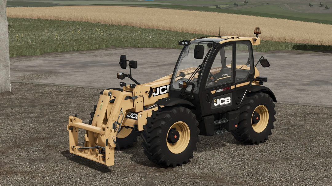 JCB 542-70 telehandler mod for Farming Simulator 25, depicted on a farm setting. Enhances FS25 gameplay with realistic machinery.