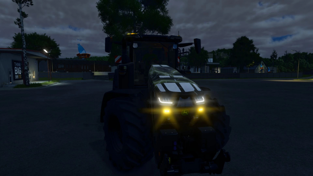 FS25 mod John Deere 8R Series 2022 at night with headlights on in Farming Simulator 25.