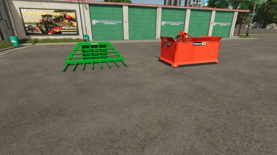 Holaras Silage Pack v1.0.0.0 mods in FS25 featuring green rake and red silage tool outside a building.