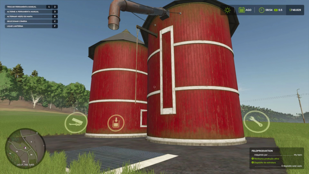 Fermenter Silo mod in Farming Simulator 25 with red silos and interface elements visible.