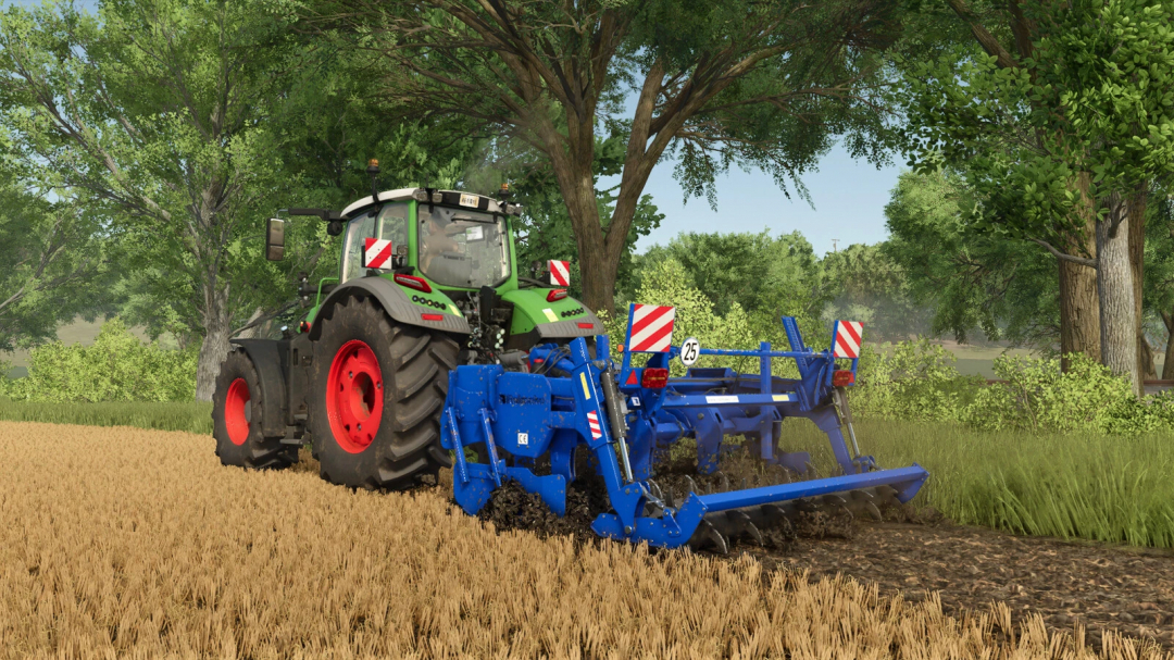 FS25 mod Rolmako U624 v1.0.0.0 in use on a field, showcasing a green tractor towing a blue tiller under lush trees.