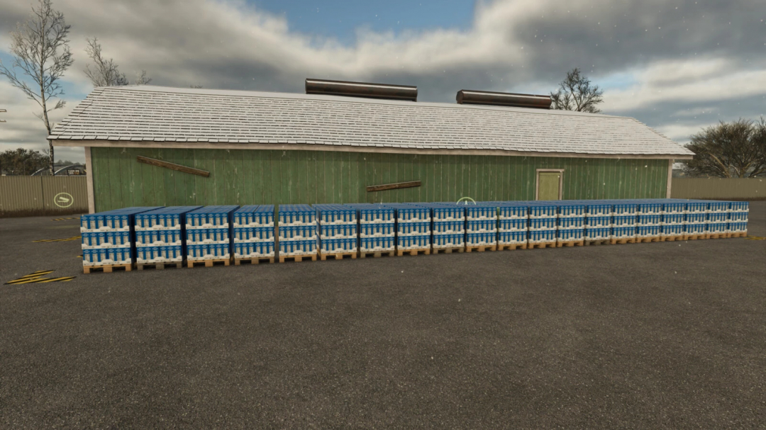 FS25 mod Warehouse Small v1.0.0.0 with pallets stacked outside a green wooden building.