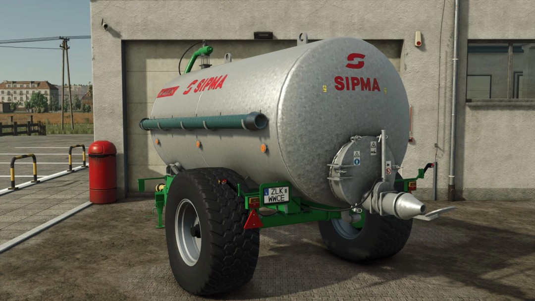 Sipma WA 600 Delfin mod for FS25, showcasing a detailed water tanker in a garage setting.