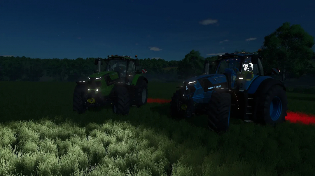 FS25 Deutz Fahr Serie 7 v1.1.0.0 mod tractors on a night field.