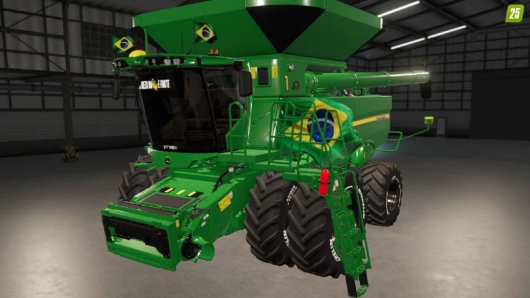 John Deere S700 BR v1.0.0.0 mod in FS22, featuring a green combine harvester with Brazilian flags in a farm shed setting.