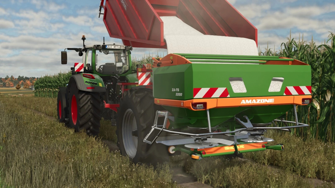 FS25 mod: Sopema fertilizer trailer in action, spreading fertilizer in a corn field.