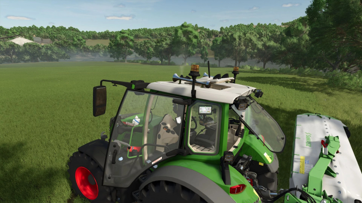 fs25-mods, Fendt Vario Edit v1.1.0.0 mod for FS25 showcasing a tractor in a lush green field.