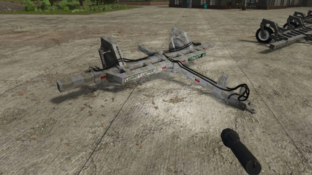 FS25 mod Lizard Tandem Series v1.0.0.0 trailer hitch on concrete surface