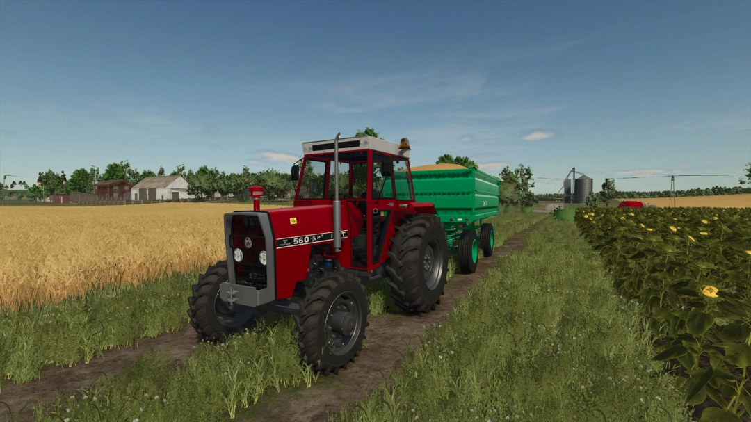 FS25 mods: Tehnostroj 7t trailer v1.0.0.0 attached to a red tractor on a farm field.