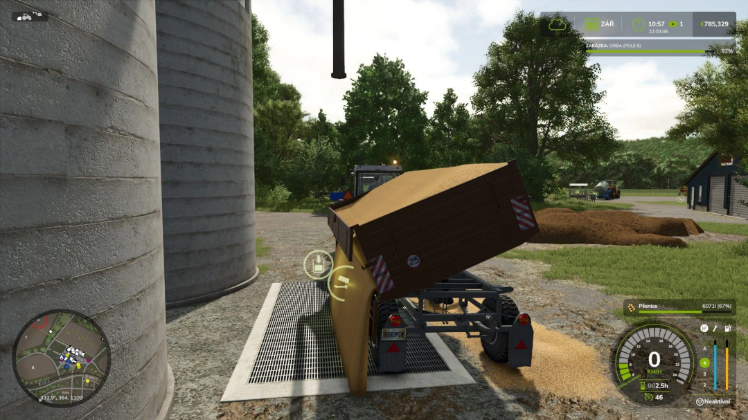 FS25 mod BSS P73SH: Trailer unloading grain at silo in Farming Simulator 25.