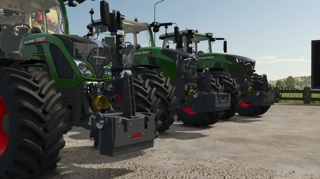 Fendt tractors with Fendt 870KG mod in FS25, showcasing multiple tractors with weight attachments.