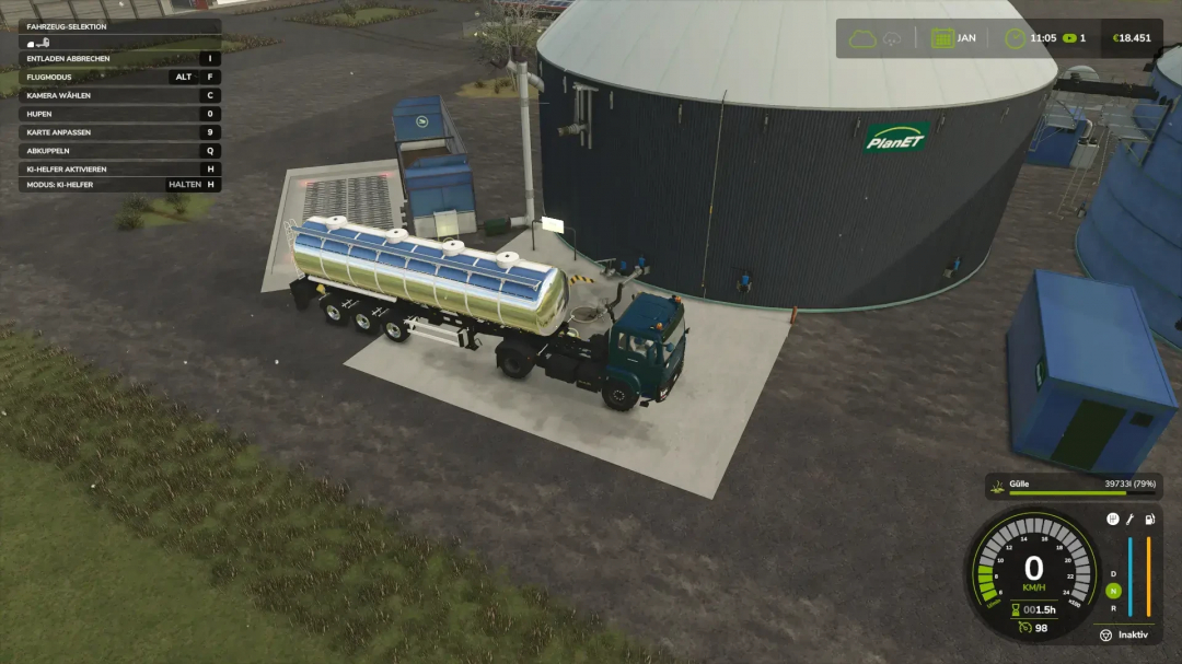 FS25 mod BGA with bottom filling, showing a truck unloading at a biogas plant.