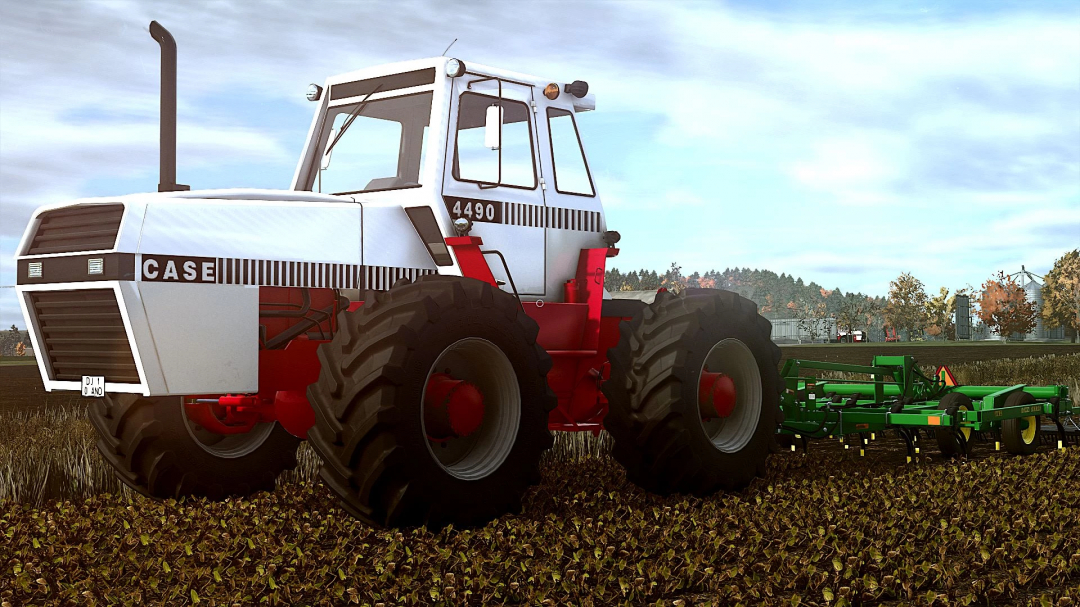 Case IH Traction King in FS25 mod, showcasing a powerful tractor on a farm field.