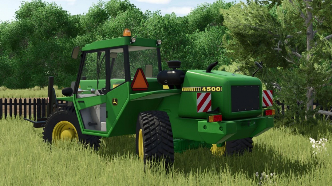 John Deere 4500 tractor mod in lush field, FS25 mods, Farming Simulator 25