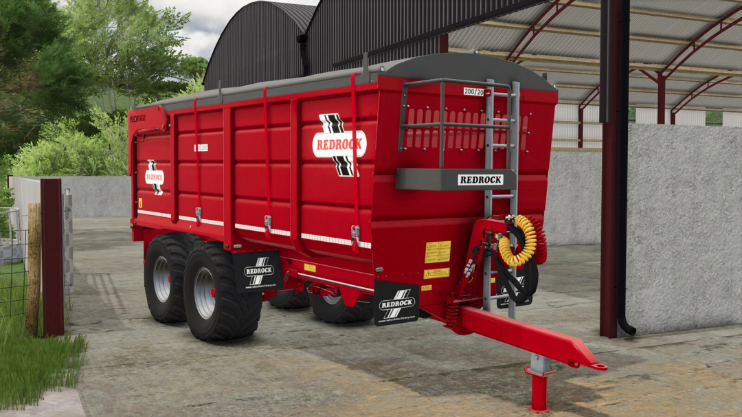 Redrock 20T trailer mod for Farming Simulator 25 in a farm setting. FS25 mods.