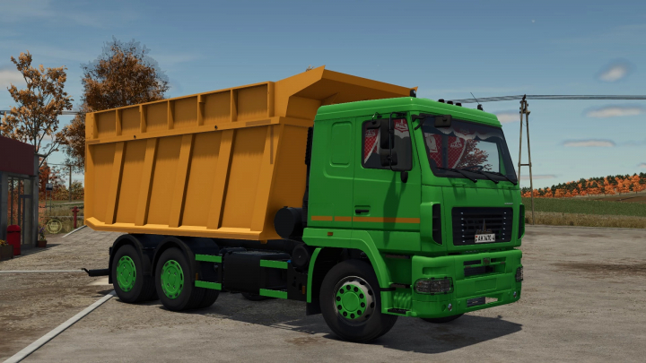 fs25-mods, MAZ 6501 truck mod in FS25, featuring a green cab and yellow 20m3 cargo bed.