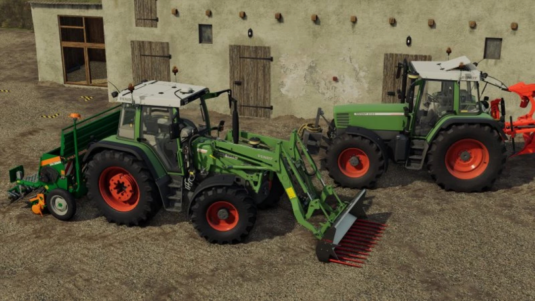 FS25 mod Favorit 509-515 C-Series tractors with farm equipment next to a barn.