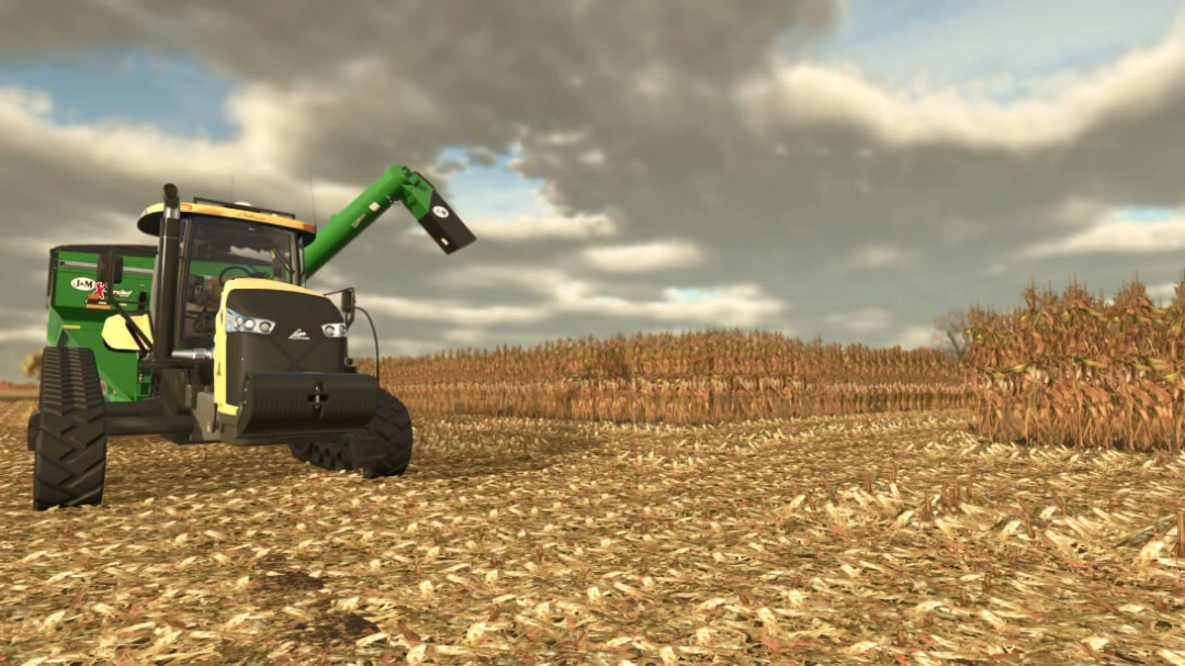 FS25 mod Harrison Farms with green harvester in a cornfield under cloudy sky.